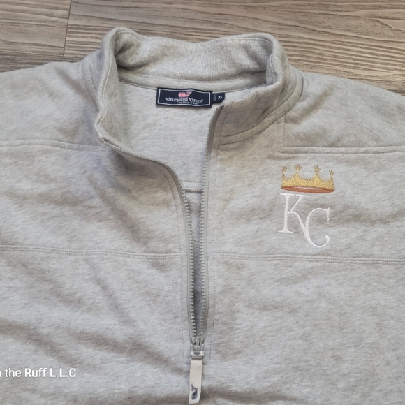 Vineyard Vines Martha's Vineyard Embroidered KC Royals👑 Logo Pullover 1/4Zip-Up - Picture 7 of 16